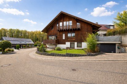 Hauptbild Architektonisch besondere Doppelhaushälfte mit viel Holz & versetzten Ebenen